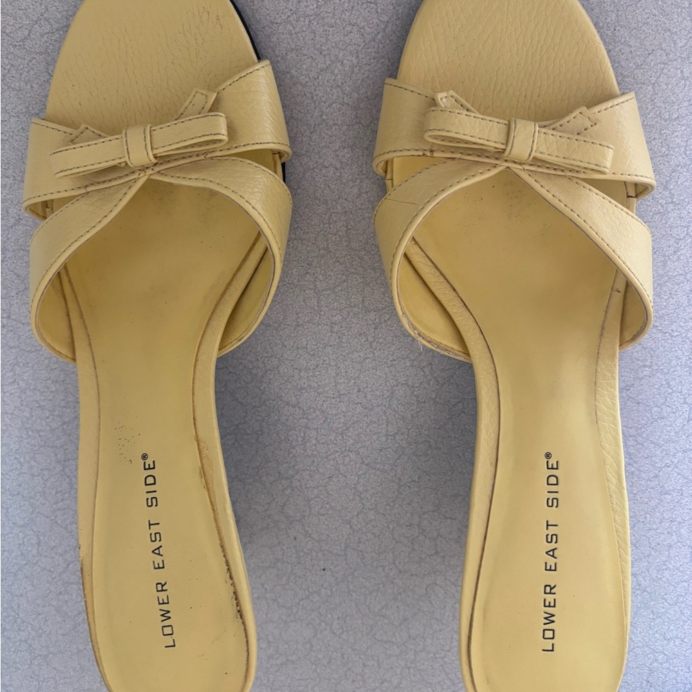 LOWER EAST SIDE Women's Light Yellow Bow Sandals